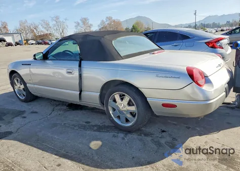 2004 Ford Thunderbird z USA, uszkodzony, nr VIN 1FAHP60A94Y109919
